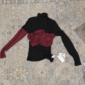 Commense Black and Burgundy Women's Blouse